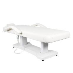 Hoitopöytä Azzurro 819A, 3 moottoria, valkoinen. Hoitopöytä Azzurro 819A, 3 moottoria, valkoinen.