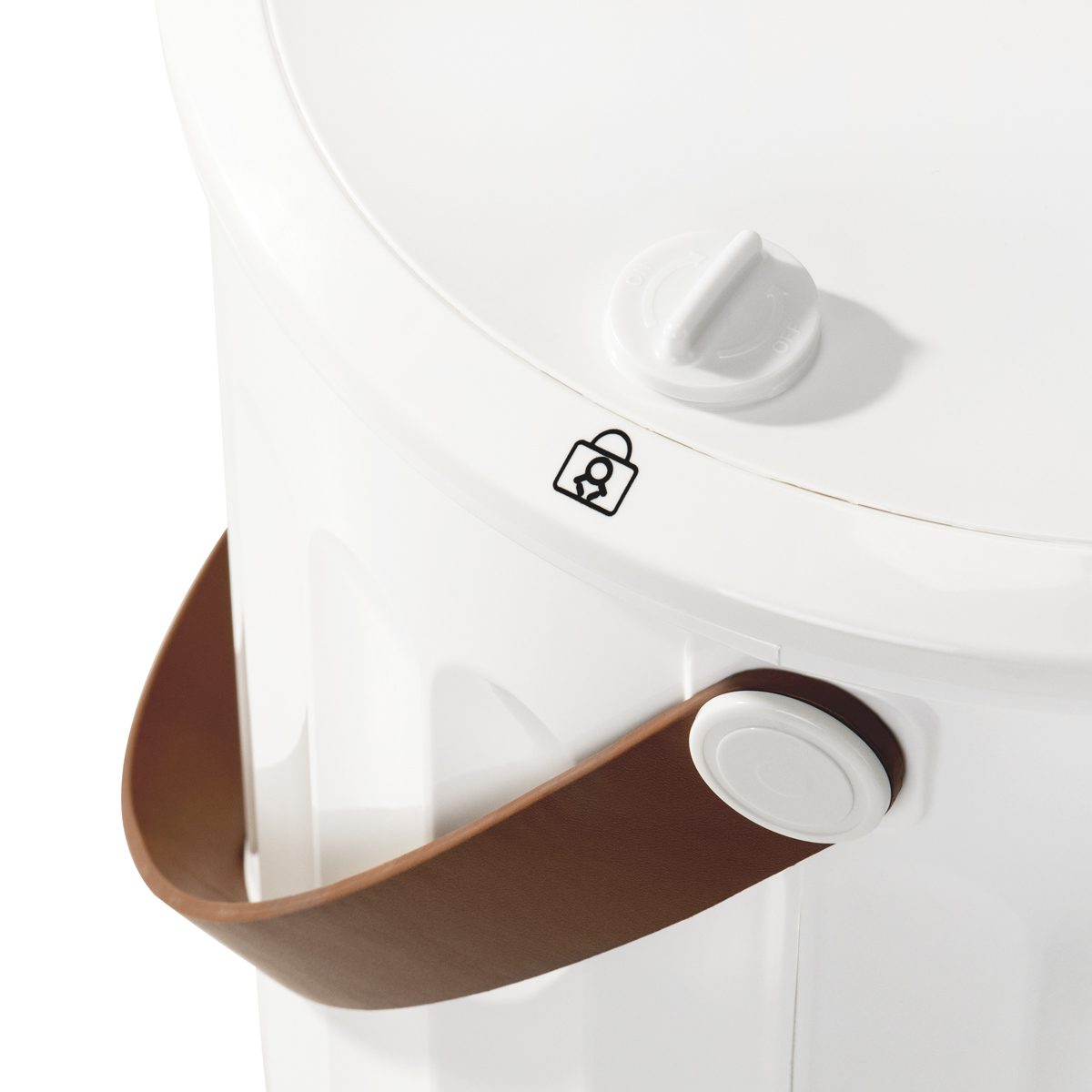 ELEGANTE E18 pyyhkeenlämmitin 480W ELEGANTE E18 pyyhkeenlämmitin 480W
