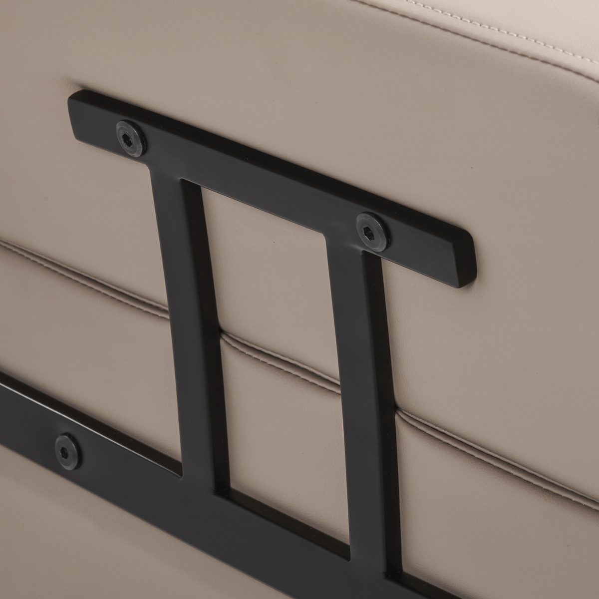 Kampaamotuoli Porto, beige/musta Kampaamotuoli Porto, beige/musta - Kampaamotuoli