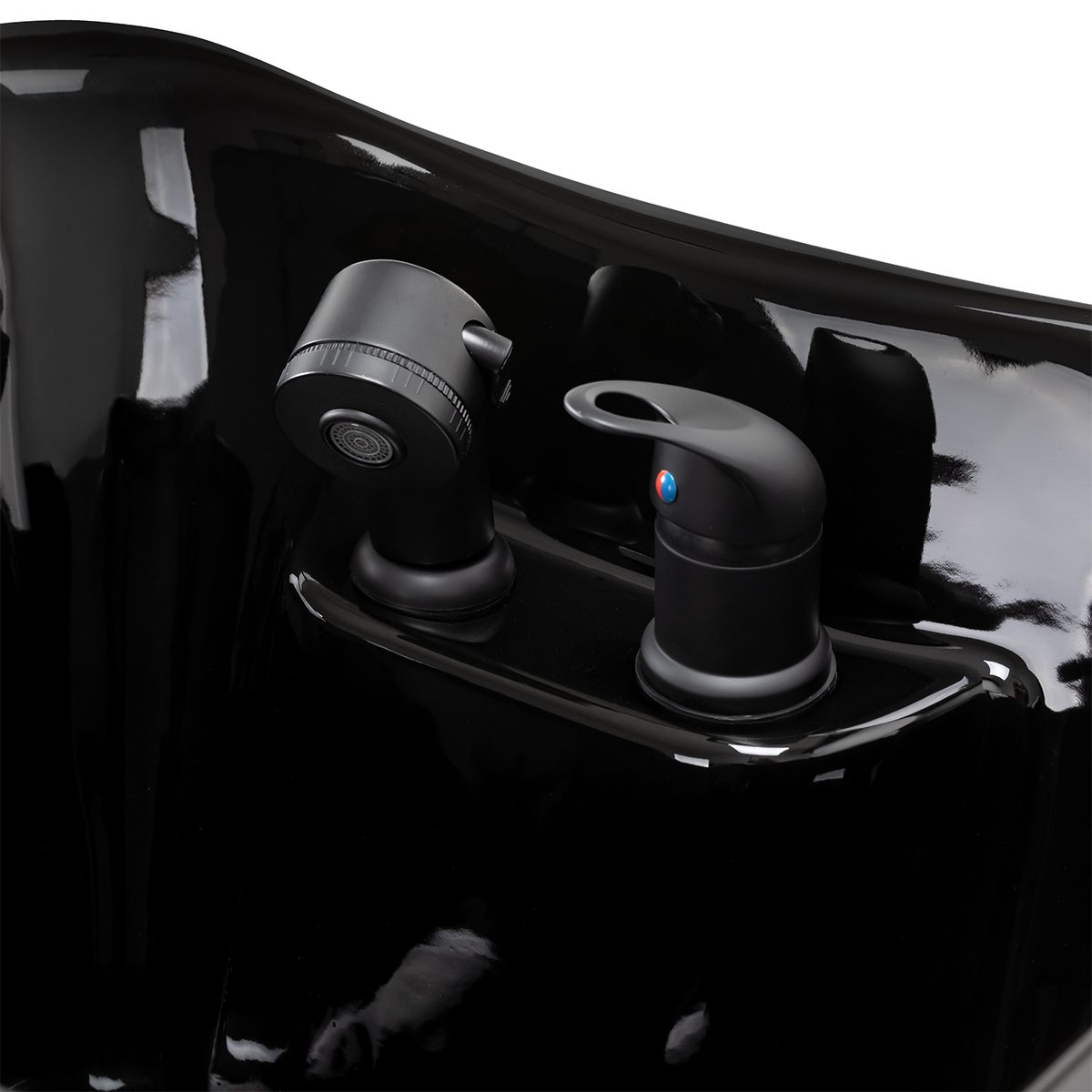 Kampaamon pesupaikka Elda, musta Kampaamon pesupaikka Elda, musta
