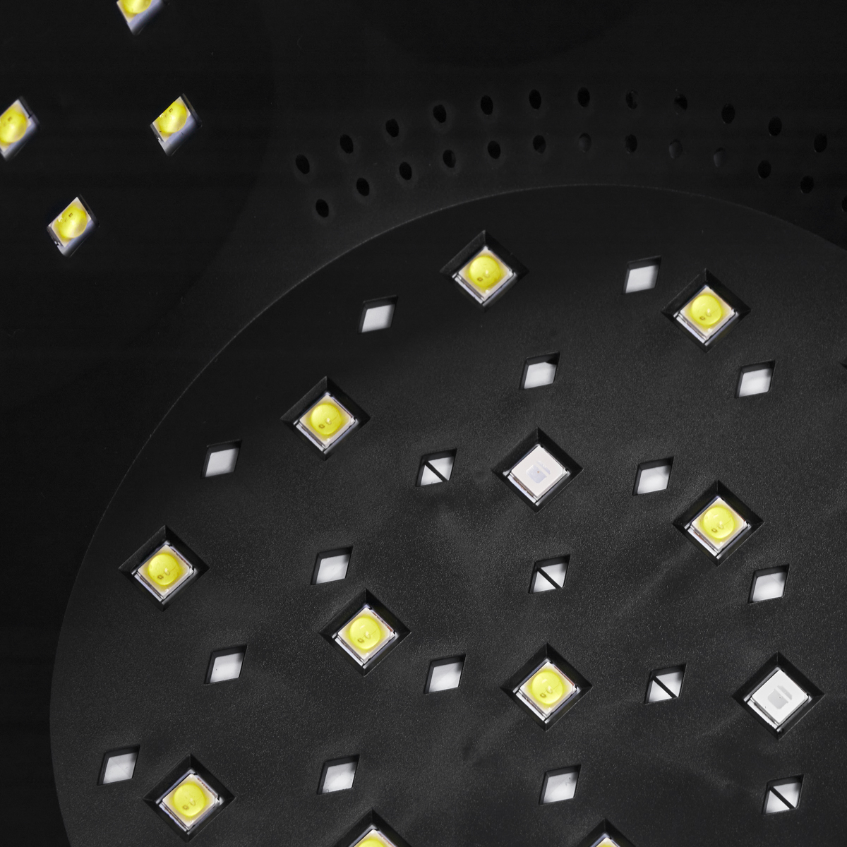 OCHO NAILS 8 LED kynsiuuni 84W musta OCHO NAILS 8 LED kynsiuuni 84W musta