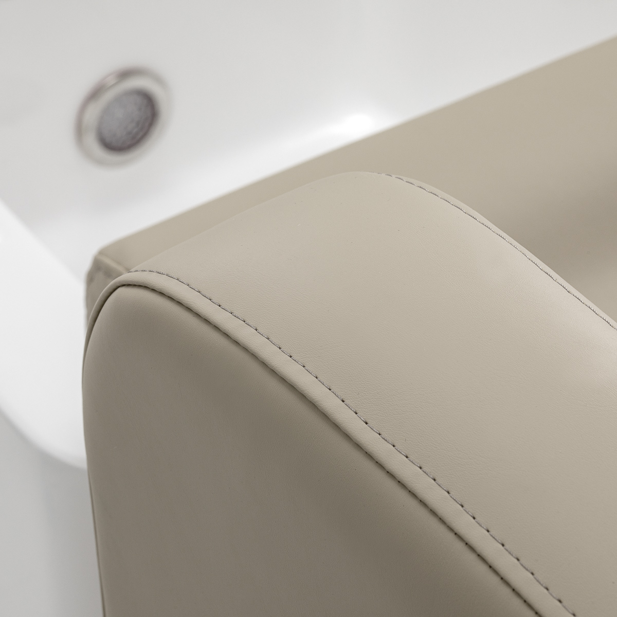 Sillon Elysia SPA-jalkahoitotuoli, kerma Sillon Elysia SPA-jalkahoitotuoli, kerma